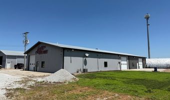 316 1st St, Aurora, NE 68818