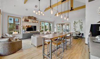 2550 FARMSTEAD Dr, Rockville, MD 20850