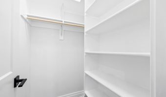 924 28TH St S, Arlington, VA 22202