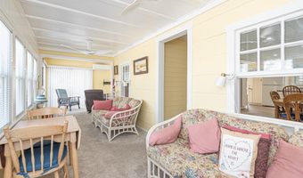 8 E DAGSBORO St, Fenwick Island, DE 19944