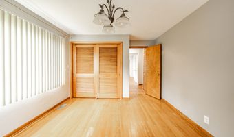 2217 Melody Ln, Anderson, IN 46012