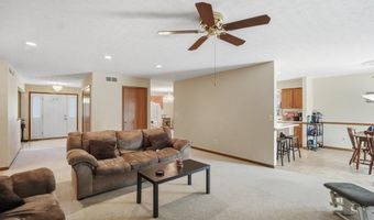 2006 Stoneridge Ct, Ashland, OH 44805