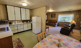 607 11 S Main St, Cascade, ID 83611
