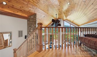 39 Crestview Ln, Banner Elk, NC 28604