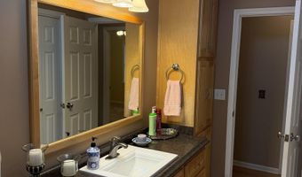 154 Perry Ln, Atmore, AL 36502