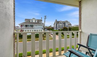 201 8th Ave 2B, Belmar, NJ 07719