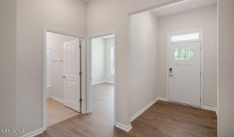 415 Thistle Meadow Ln, Aberdeen, NC 28315