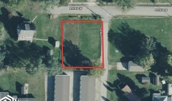 32 9th Ave W, Albia, IA 52531