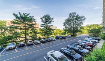 203 YOAKUM Pkwy 208Va, Alexandria, VA 22304