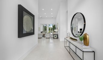 100 Glenbrook Ct, Atlantis, FL 33462