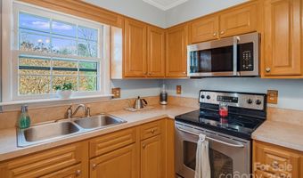 362 Mills Gap Rd 5, Asheville, NC 28803