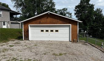 101 Lyons St, Adena, OH 43901