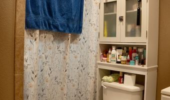 403 NW 13th St, Andrews, TX 79714