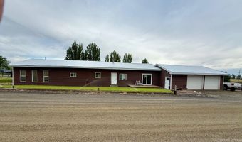 908 Pine St, Anatone, WA 99401