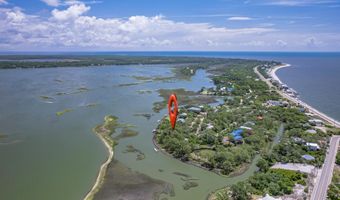 1308 Peninsular Cir, Alligator Point, FL 32346