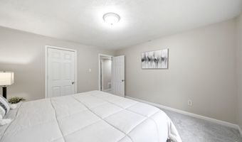 757 N Hanover St, Auburn, KS 66402