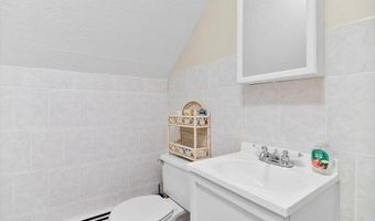 170 Brambley Ln, Bennington, VT 05201