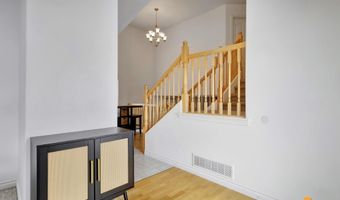 5605 Yukon Charlie Loop, Anchorage, AK 99502