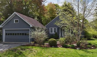 30 Forest Rd W, Bristol, RI 02809