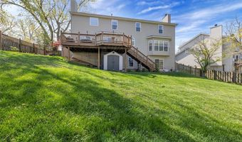 238 Pointe Lucerne Ct, Ballwin, MO 63011