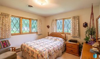 511 N Cherry Ave, Bridgewater, SD 57319