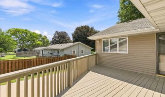 601 6th Street Pl SE, Altoona, IA 50009