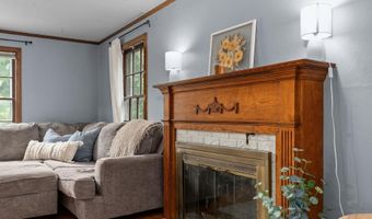 1521 S MEMORIAL Dr, Appleton, WI 54915