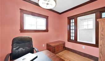 891 Park Ave, Amherst, OH 44001