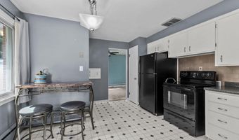 2570 PALISADES Ln, Appleton, WI 54915