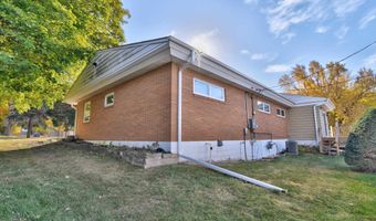 209 3rd St, Armstrong, IA 50514