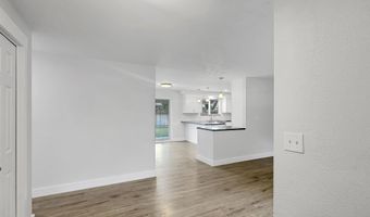 8785 W Pembrook Dr, Boise, ID 83704