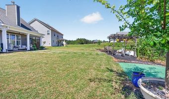 13 Darby Ln, Adairsville, GA 30103