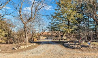 6930 SW Hoch Rd, Auburn, KS 66402