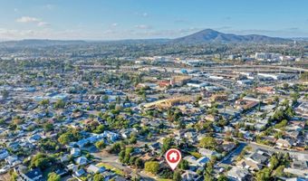 8980 Linden Ln, La Mesa, CA 91941