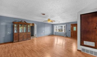 322 S Hilltop Rd, Apache, OK 73006