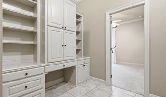 19455 Kellywood Ct, Baton Rouge, LA 70809