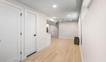 1004 GALLOWAY St NE, Washington, DC 20011