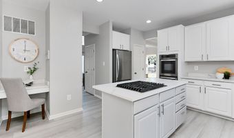 43820 LAUREL RIDGE Dr, Ashburn, VA 20147