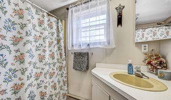 72 Tunkhannock Dr, Albrightsville, PA 18210