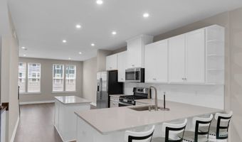 9 Halifax Rd, Bayville, NJ 08721