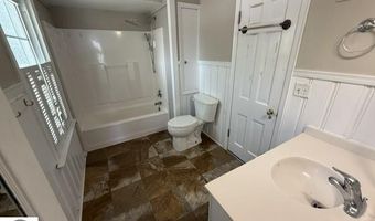 715 W Center St, Alma, MI 48801