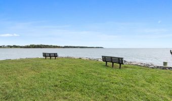 621 HARBOR Dr, Annapolis, MD 21403