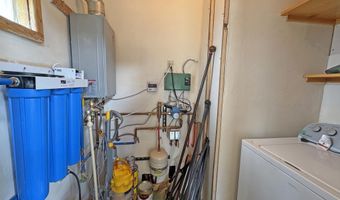 620 Tune Dr, Arroyo Hondo, NM 87513