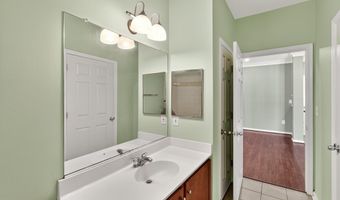 4854 EISENHOWER Ave 447, Alexandria, VA 22304