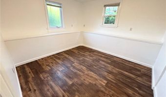 94 Conanicus Rd, Narragansett, RI 02882