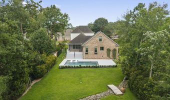 1908 Courtney Ln, Biloxi, MS 39532