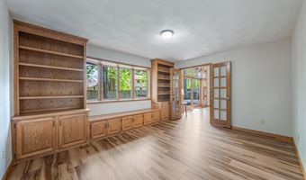 1711 E ROBIN Way, Appleton, WI 54915
