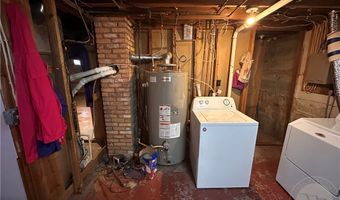 607 S 2nd St W, Baker, MT 59313