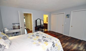 17 Village W Dr 11, Bristol, NH 03222