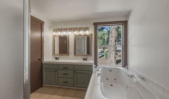 60282 Cree Cir, Bend, OR 97702